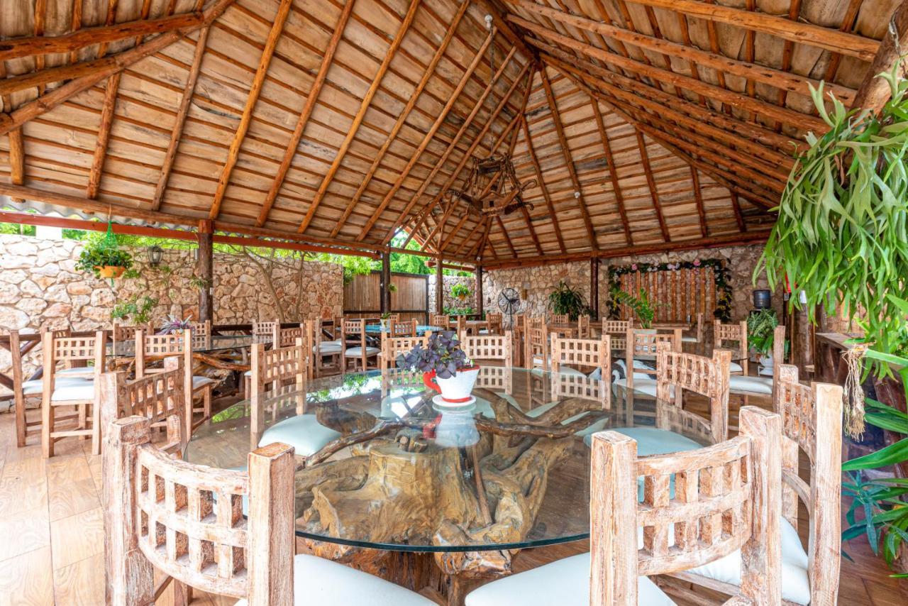 Vista De Aguilas Ecolodge Педерналес Екстериор снимка