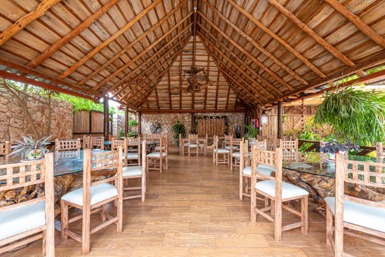 Vista De Aguilas Ecolodge Педерналес Екстериор снимка