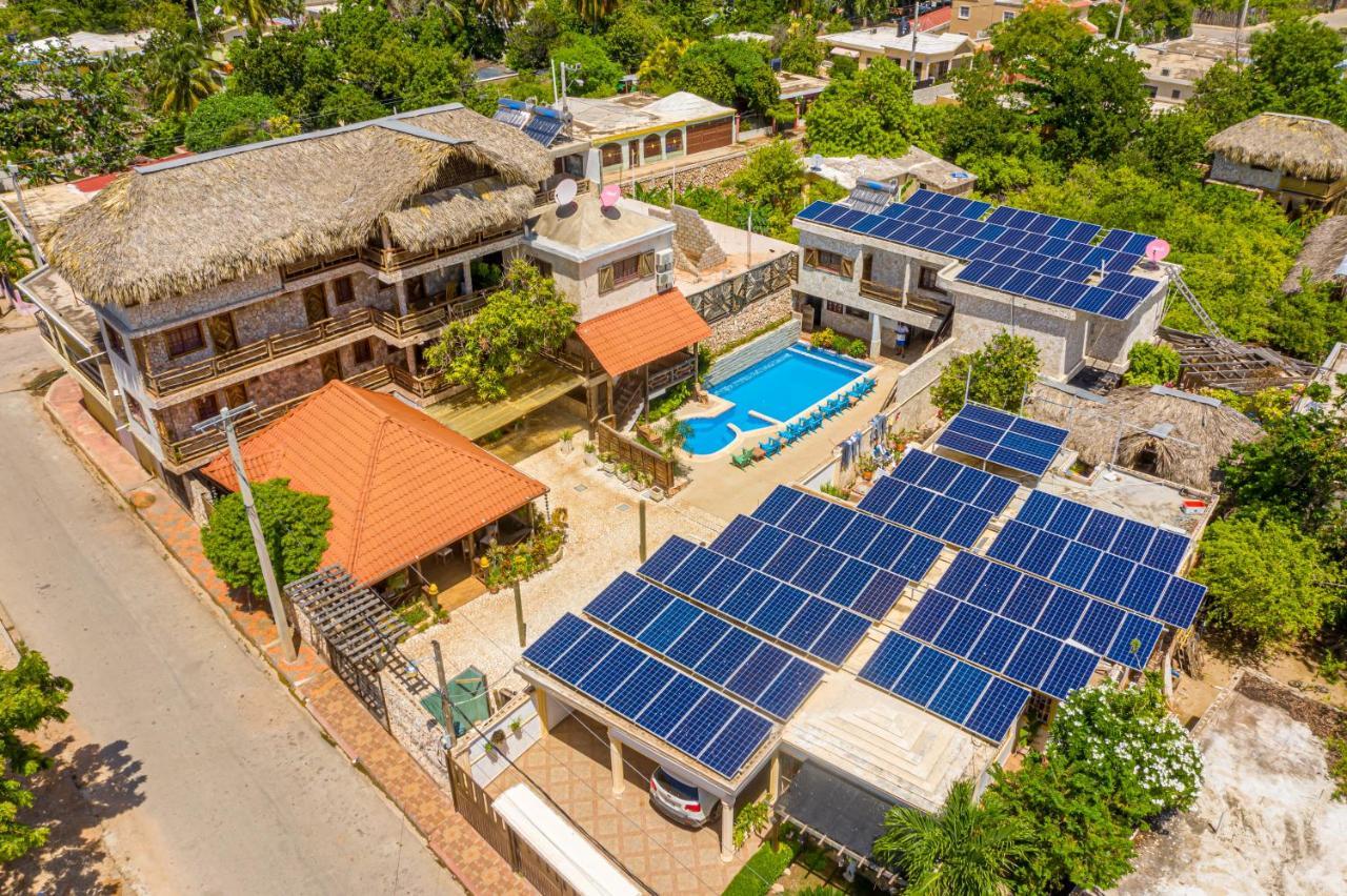 Vista De Aguilas Ecolodge Педерналес Екстериор снимка