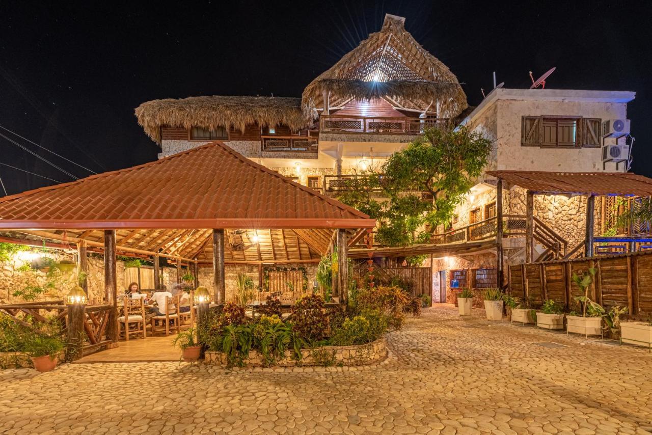 Vista De Aguilas Ecolodge Педерналес Екстериор снимка