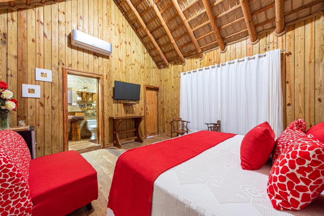 Vista De Aguilas Ecolodge Педерналес Екстериор снимка