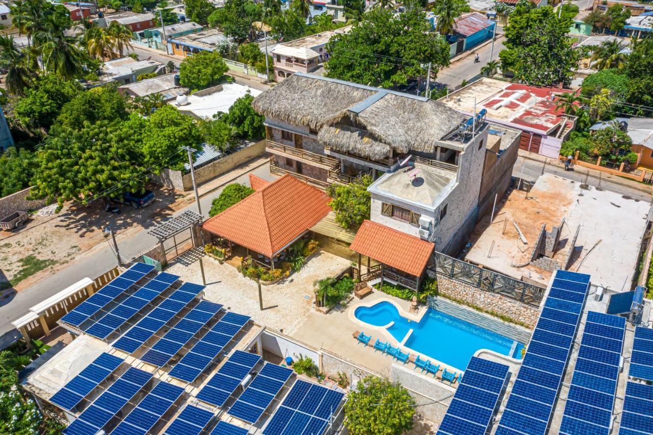 Vista De Aguilas Ecolodge Педерналес Екстериор снимка