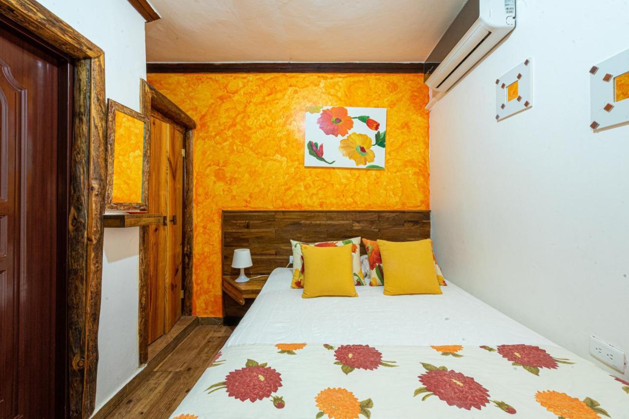 Vista De Aguilas Ecolodge Педерналес Екстериор снимка