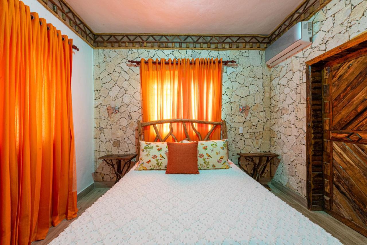 Vista De Aguilas Ecolodge Педерналес Екстериор снимка